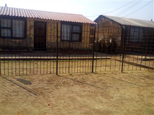 2 Bed House in Sebokeng Zone 13