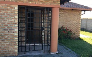3 Bedroom House in Sunset Park