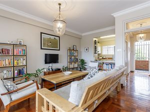 2 Bed Apartment in Morningside