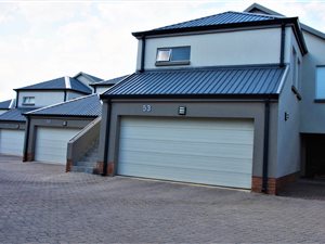 4 Bedroom Townhouse in Broadacres