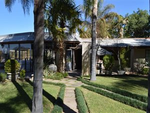 848 m² Commercial space in Upington