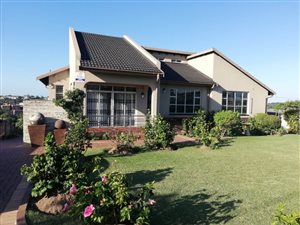 4 Bed House in Umhlatuzana