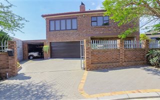 4 Bedroom House in Sonkring