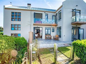 4 Bed House in Rosendal