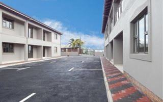 3 Bedroom Apartment in Clare Hills