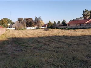 1763 m² Land available in Orkney Park