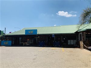 943 m² Commercial space in Hennopspark