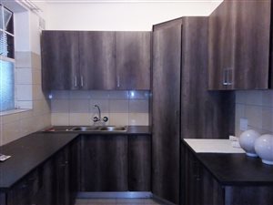 2 Bed Apartment in Sunnyside