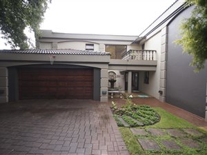 4 Bed Duplex in Oriel