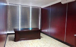 200 m² Office Space in Briardene