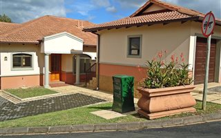 2 Bedroom Simplex in Le Domaine