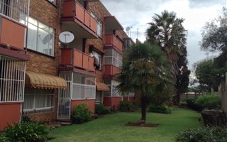 2 Bedroom Apartment in Vanderbijlpark CW3