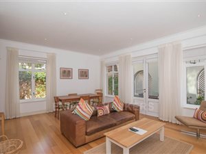 1 Bed Apartment in Kalk Bay
