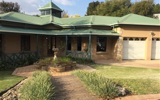 3 Bedroom House in Silver Lakes