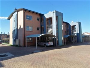 2 Bed Apartment in Montana Park