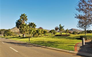 379 m² Land available in The Islands Estate