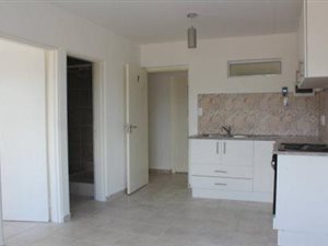 2 Bedroom Apartment in Klein Parys