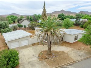 4 Bedroom House in Middelburg