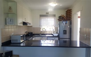 2 Bedroom House in Parklands