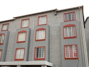 2 Bed Townhouse in Castleview