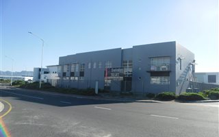 478 m² Commercial space in Capricorn