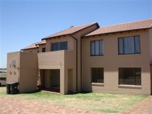 3 Bed Simplex in Alberton