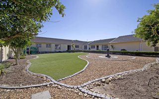 6 Bedroom House in Melkbosstrand