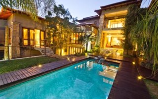 4 Bedroom House in Dainfern Valley