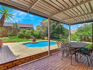 4 Bed House in Olivedale