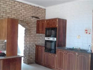 4 Bed House in Freemanville