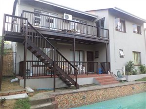 3 Bed House in Carrington Heights