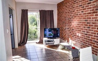 1 Bedroom Townhouse in Houghton Estate