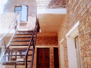 2 Bed House in Ivory Park