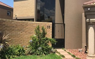 4 Bedroom Duplex in Boksburg Central