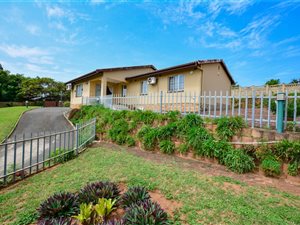 4 Bed House in Sheffield Beach