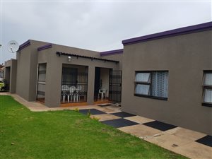 3 Bed House in Lethlabile