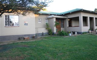 3 Bedroom House in Kroonheuwel
