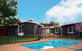 3 Bedroom House in Noordheuwel