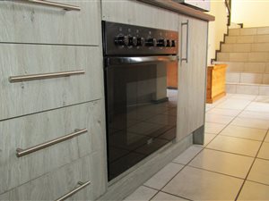 3 Bed Townhouse in Helderkruin