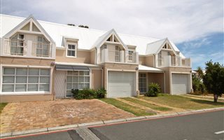 2 Bedroom Duplex in Strand Central