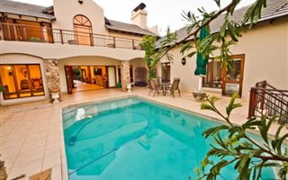 5 Bedroom House in Dainfern Valley