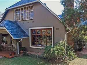 3 Bed House in Parktown North