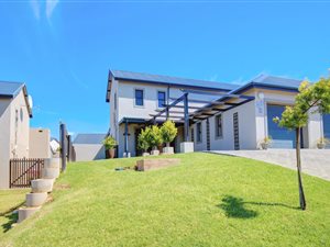 3 Bed Townhouse in Blue Mountain Village