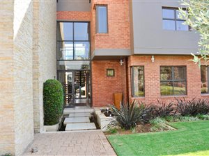 4 Bed House in Olympus Country Estate