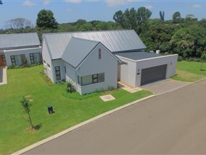 3 Bed Townhouse in Emberton Estate