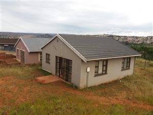 2 Bed House in Lamontville