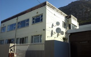 3 Bedroom Townhouse in Muizenberg