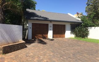 4 Bedroom House in Monument Heights