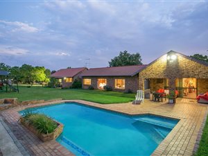 3 Bed House in President Park