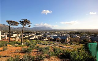 1682 m² Land available in Stonehurst Mountain Estate
